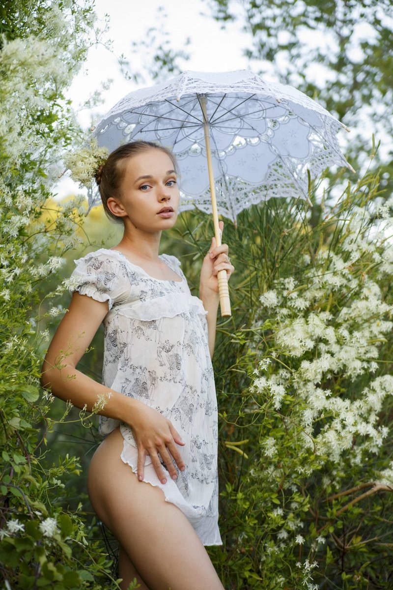 Мила, 21